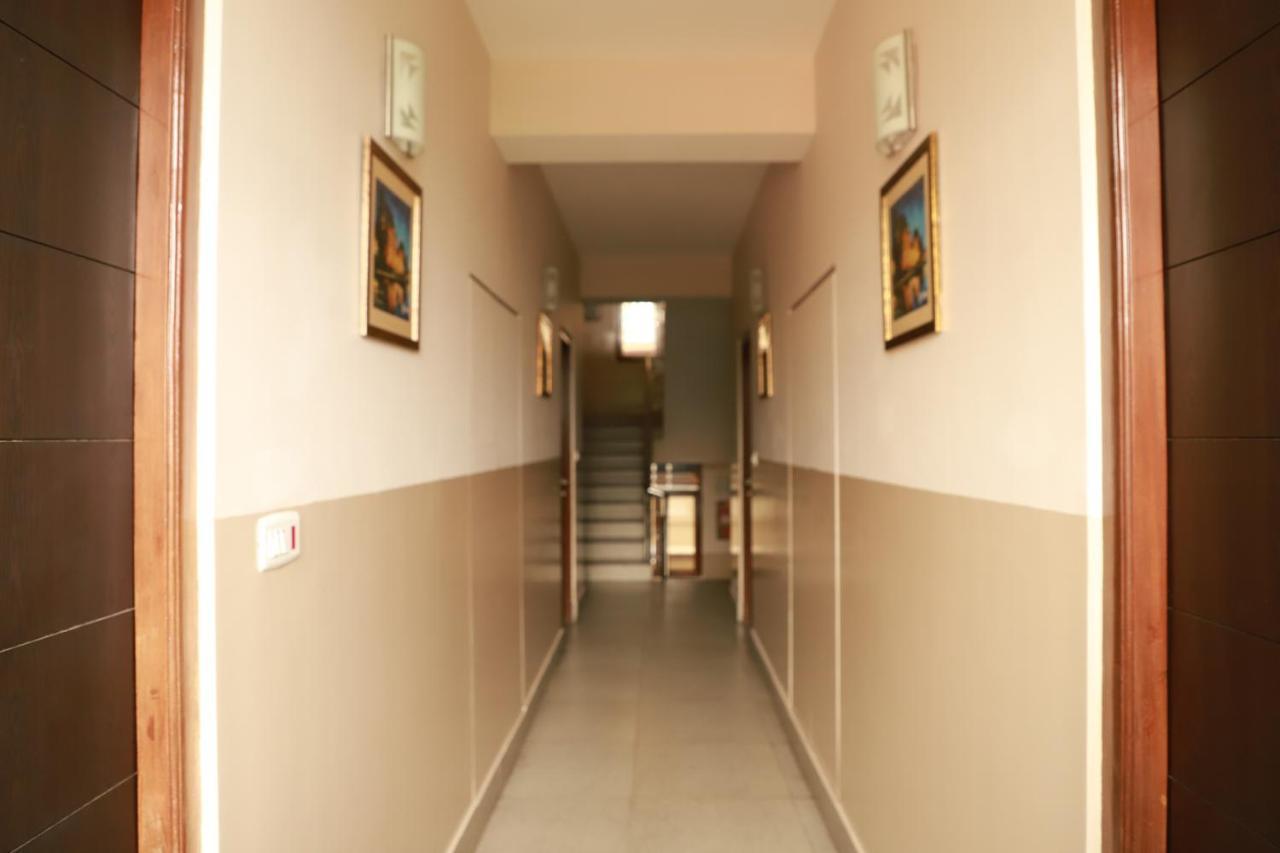 The Cms Group-Hotel Iinorri Ґанґток Екстер'єр фото