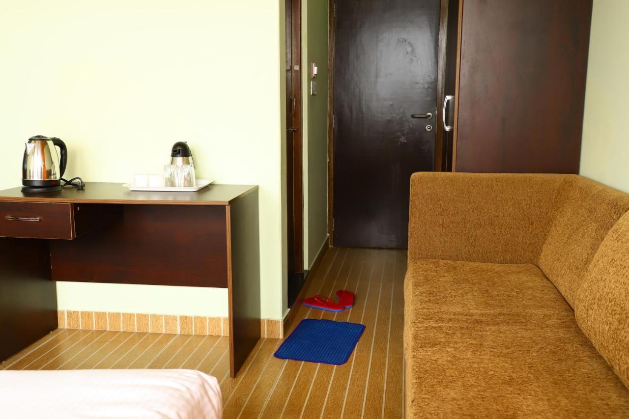 The Cms Group-Hotel Iinorri Ґанґток Екстер'єр фото